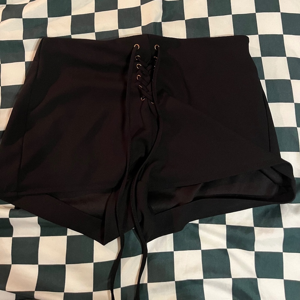 Black tie shorts
